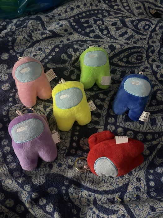 Porta-chaves Among us - novos - várias cores