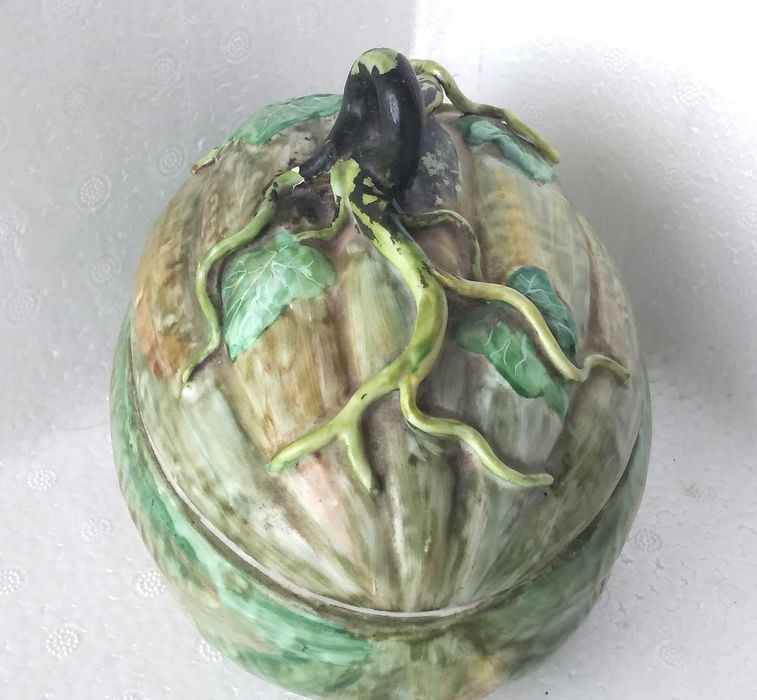 Caixa Naturalista Melão Vista Alegre Pintada Mão