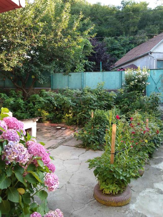 Продаж будинку у паланку гарний стан.