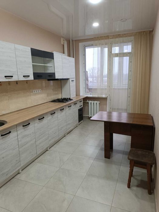 Продаж квартири 49 м2 з ремонтом та меблями