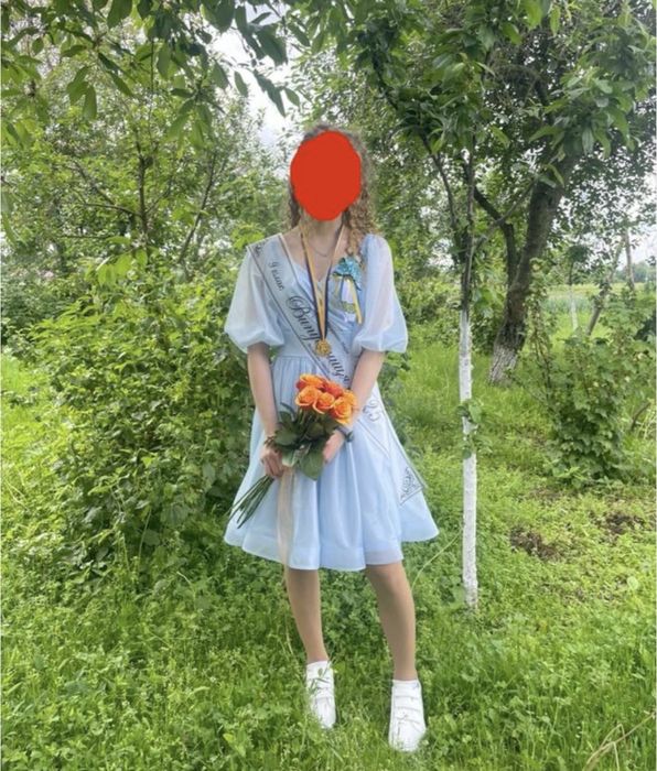 жіноча святкова сукня