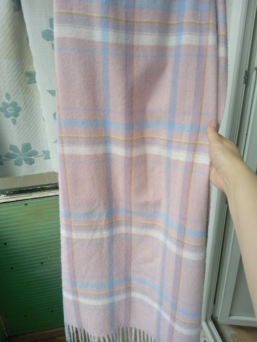 Дуже гарний  кашемировий шарф