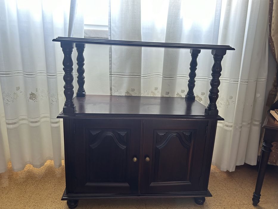 Movel / consola de madeira para TV