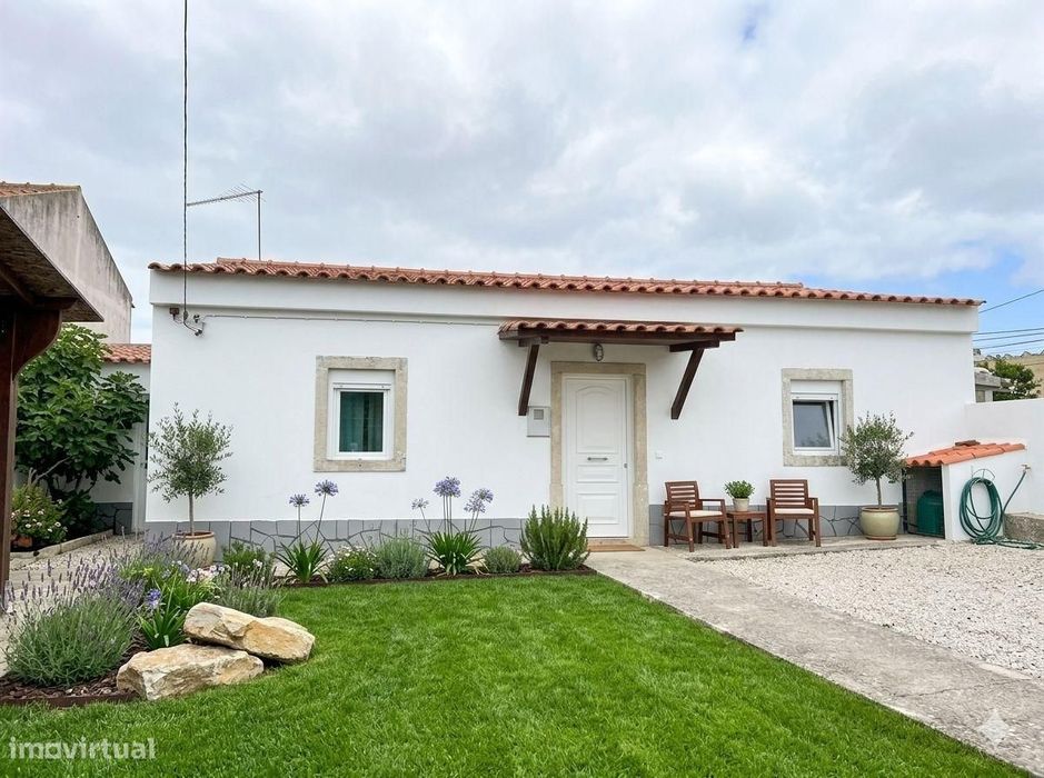 Moradia Térrea com Garagem