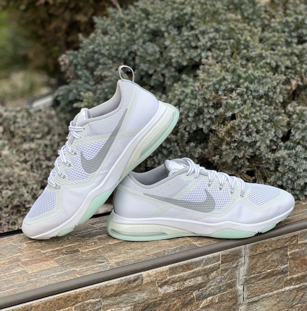 Nike air zoom fitness reflect кросівки жіночі 42р.оригінал: 1 890 грн. - Кросівки бігу Іршава на Olx
