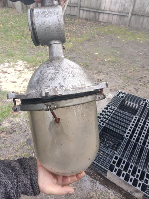 Фонарі для ангара