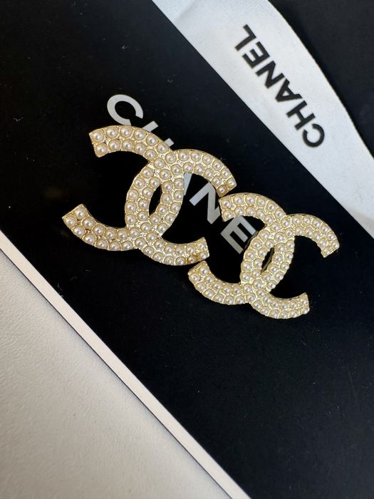 Kolczyki Chanel 2,5x2,2 cm perełki nowe