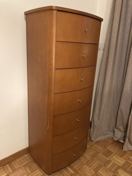 2 mesinhas de cabeceira + camiseiro