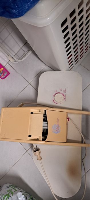 Maquina  de passar a ferro Singer