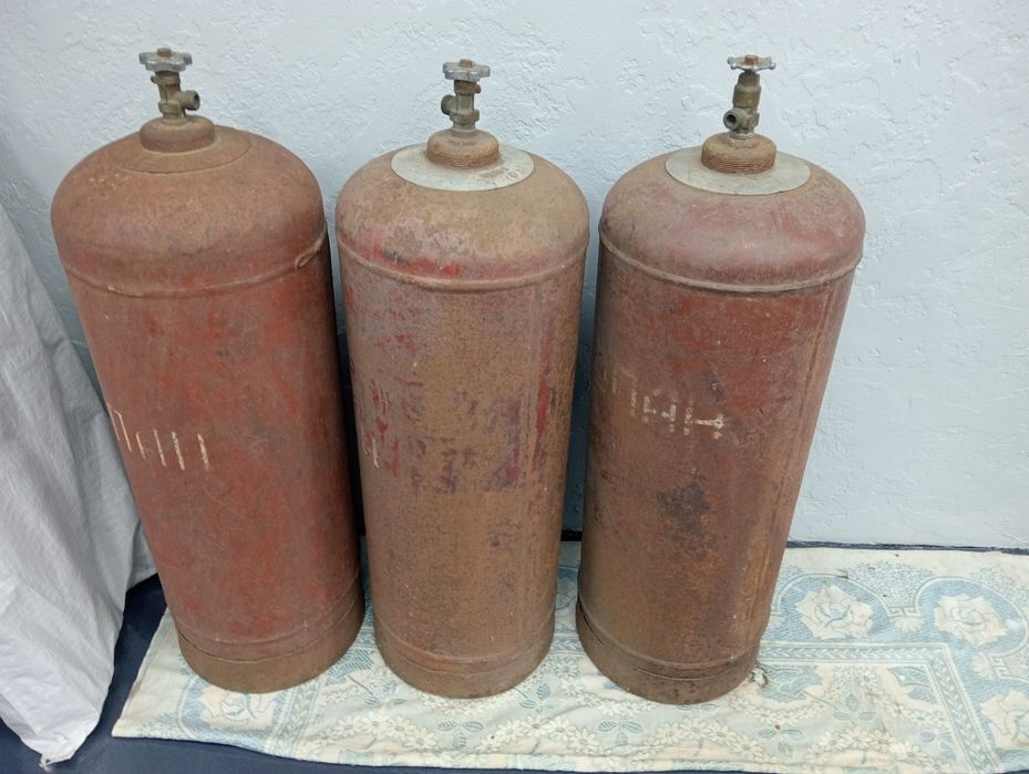Продам балони газові 45л у хорошому стані