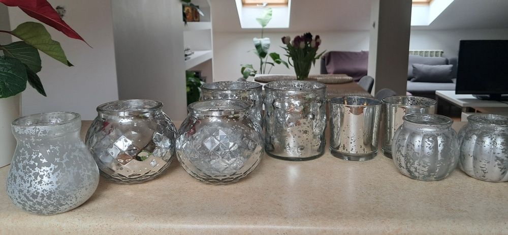 Osłonki na podgrzewacze tealight
 /  Świeca podgrzewacz tealight

Świe