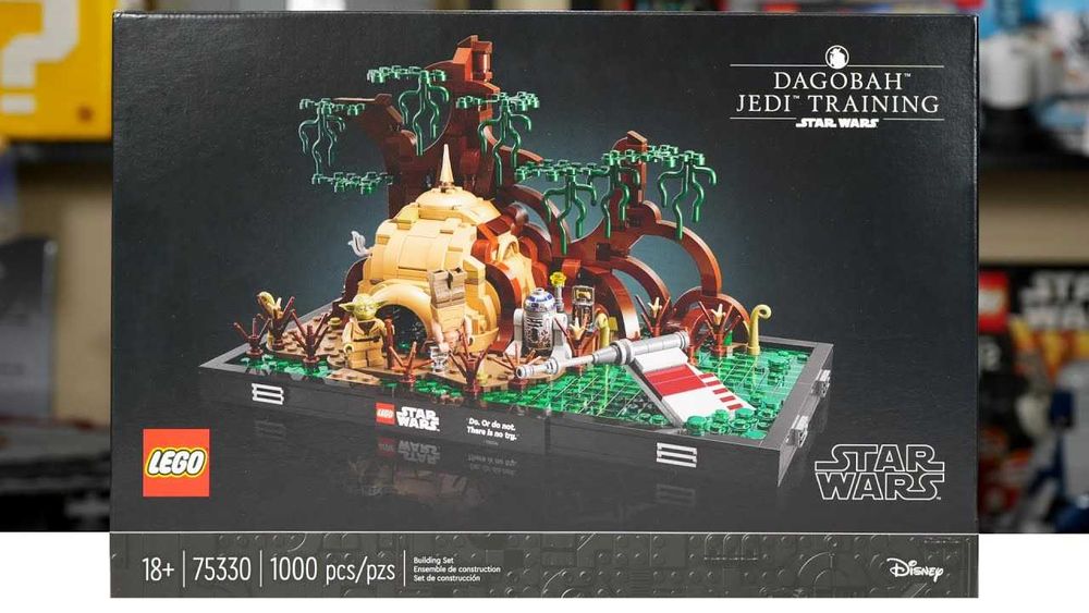 Lego Star Wars Dagobah Jedi Training Diorama 75330