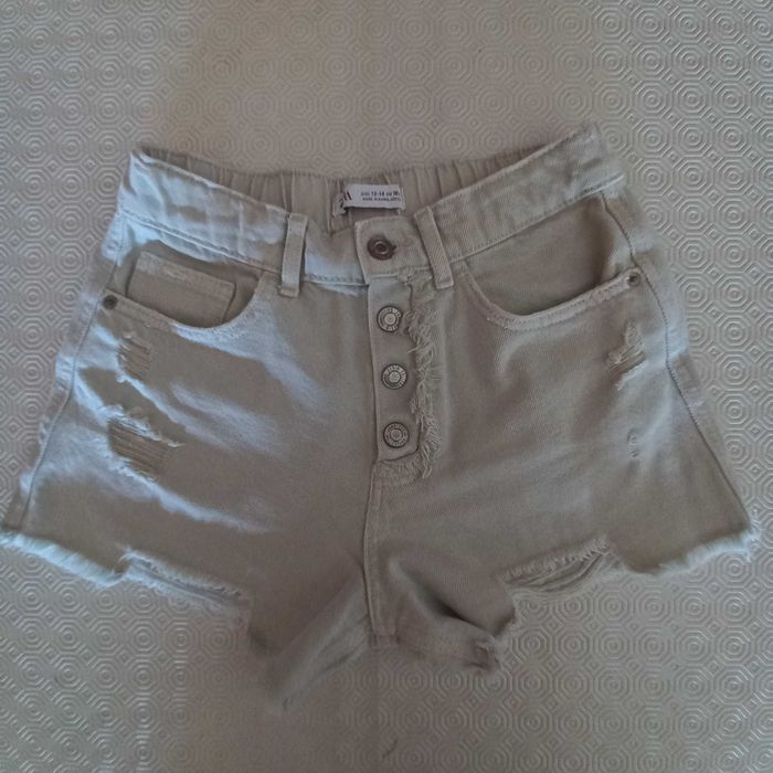 Calções novos Zara