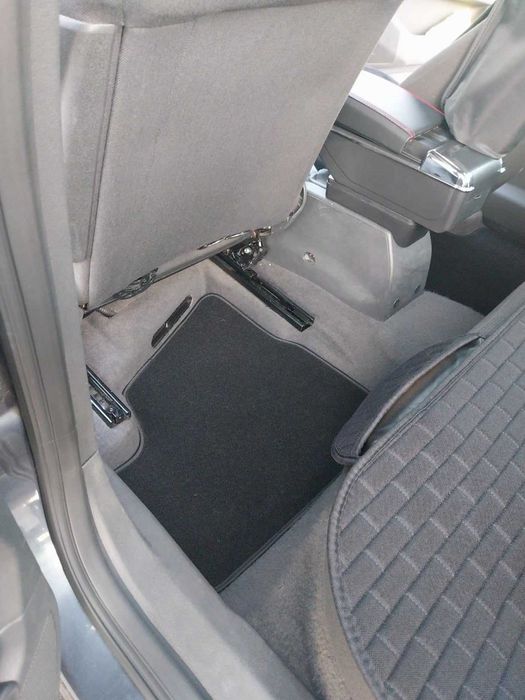 Tapetes para Opel Astra H GTC 04-09