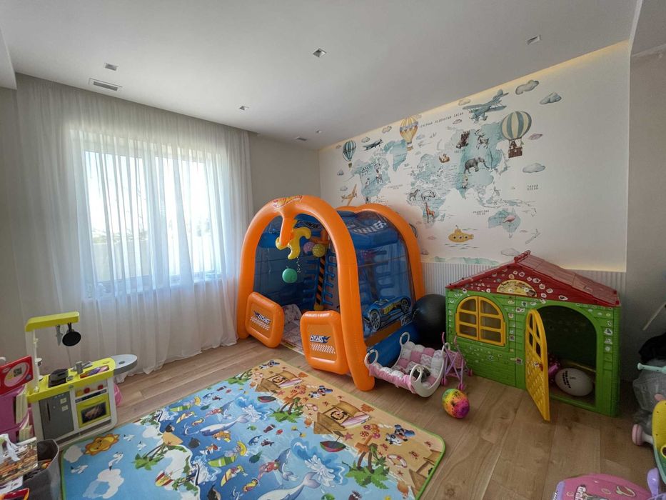 Оренда будинку 200 м², 5 спалень, 25 сотих — Великий Луг