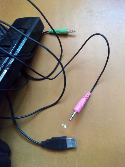 колонки компьютерные Havit HV-SK104 состояние новых