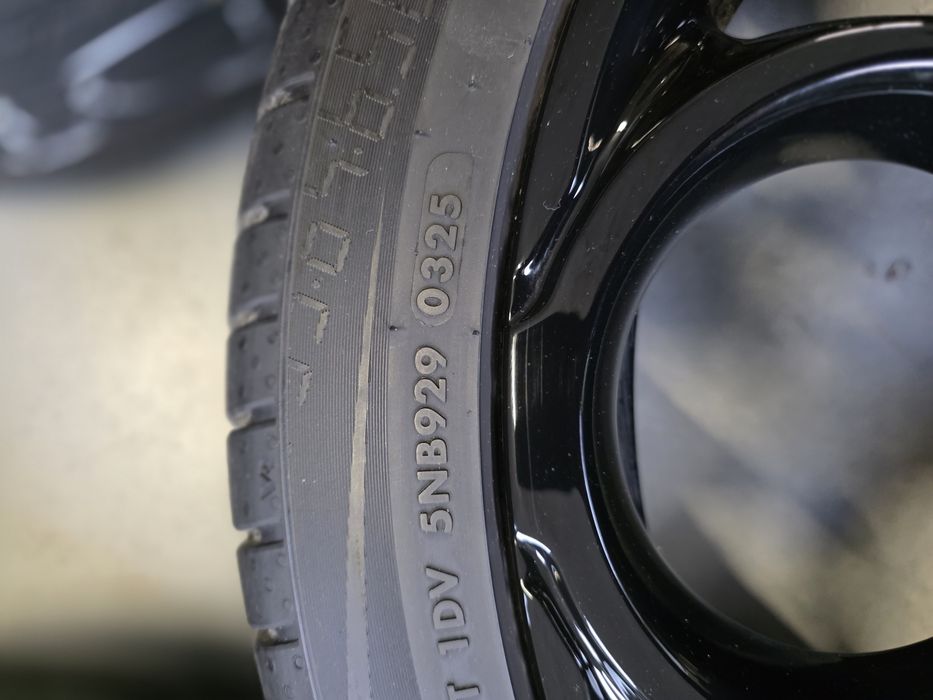 Felgi aluminiowe z oponami 225/40R18 Alfa Romeo Giulietta