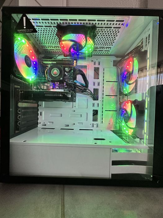 Budget RGB Gaming Computer483915934225541120