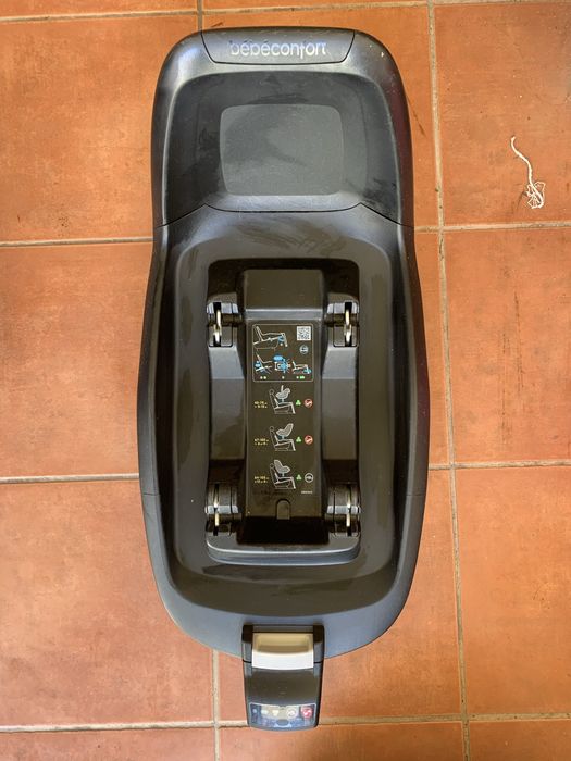Cadeirinha de bebe e base isofix