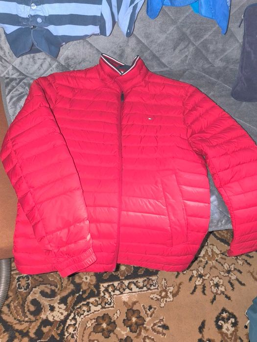 Okazja! Czerwona kurtka przejściowa pikowana packable Tommy Hilfiger Rozmiar S