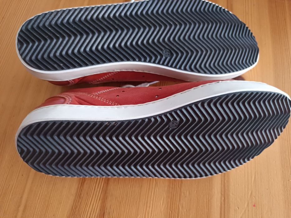 Buty snickersy Kampa rozm. 41 skóra