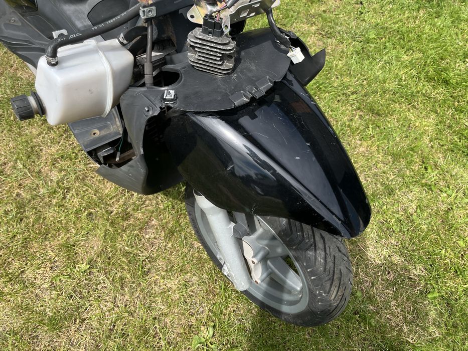 Piaggio X7 125 na części silnik gaźnik lagi osłony wydech koło