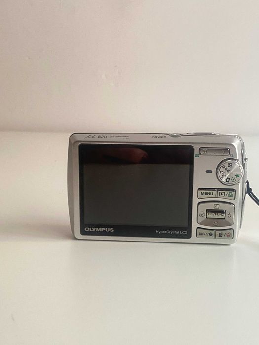 Câmara Olympus u820