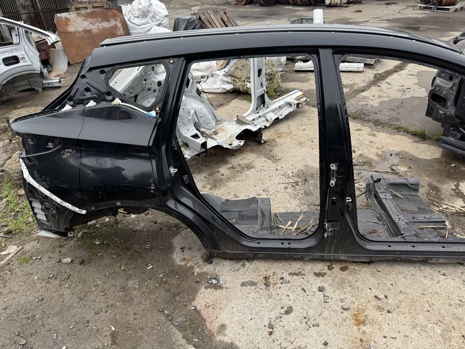 Четверть задняя правая Nissan Murano z52