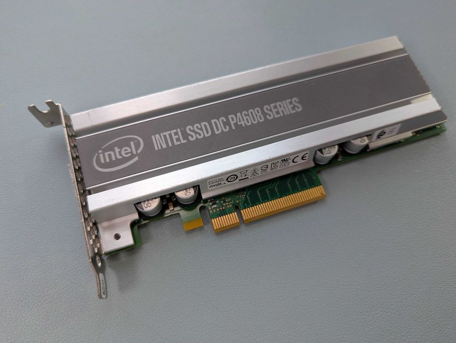 PCI-E SSD накопичувач диск ссд Intel DC P4608 6.4 Tb (3.2) pci express