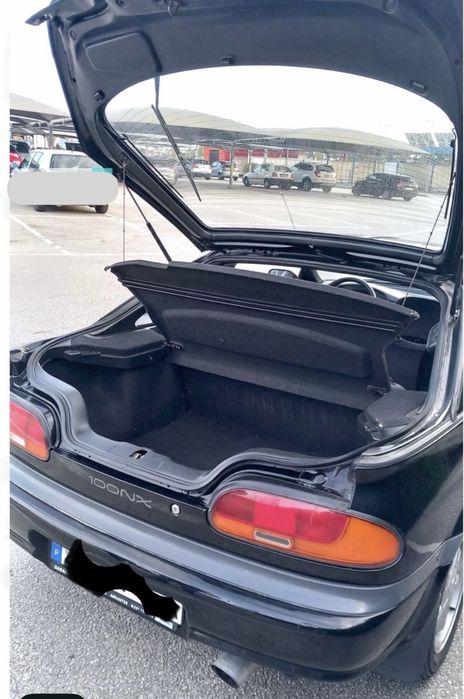 Nissan 100 NX  1.6cc - Oportunidade D semana