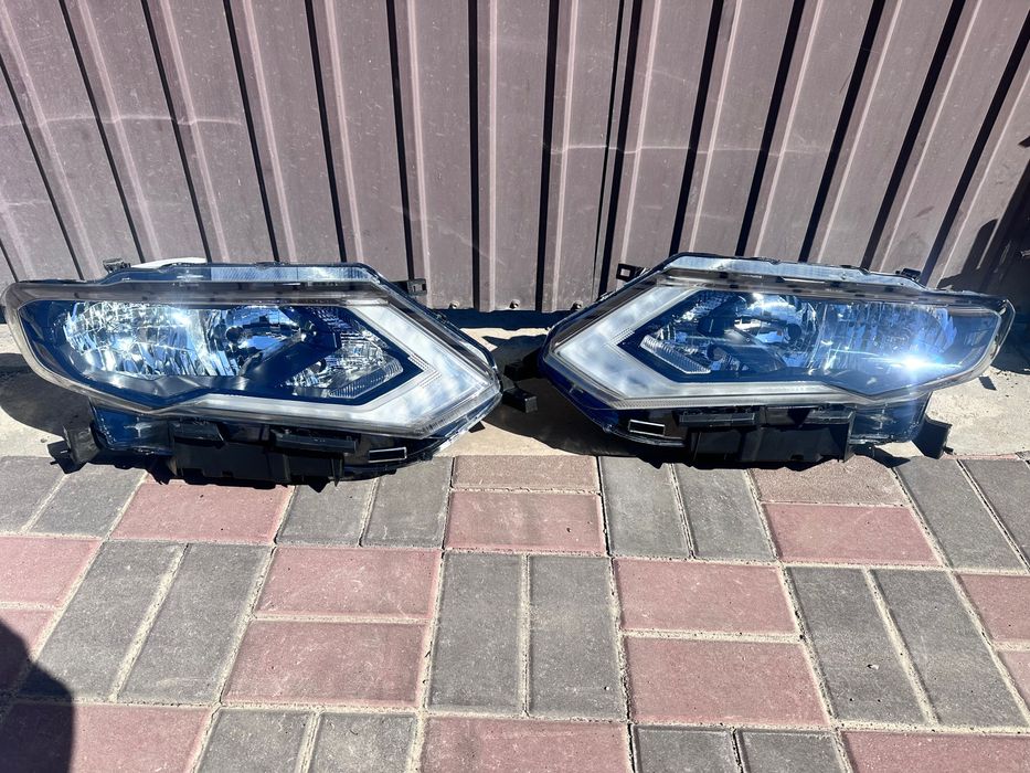 Фари Nissan Rogue T32 USA 2017 2018 2019 2020