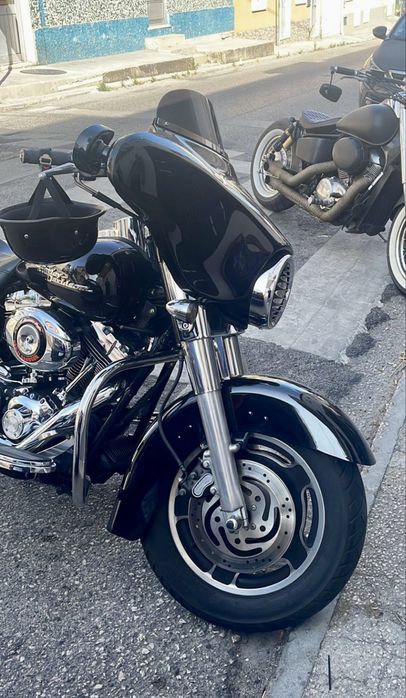 Harley davidson street glide