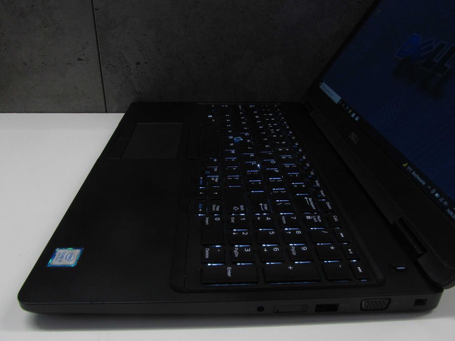 SUPER Dell Latitude 5590 i7 8650U ram 16GB dysk 256SSD FHD IPS Laptop