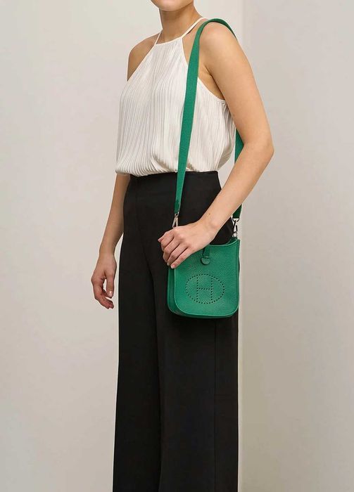 Сумка Evelyne 16 Taurillon Clemence Vert Vertigo