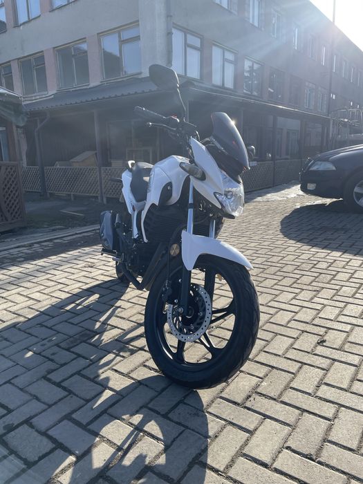 Мотоцикл Lifan KP200