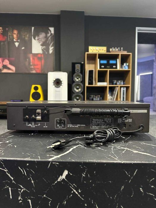 FM/AM тюнер Technics ST-9031