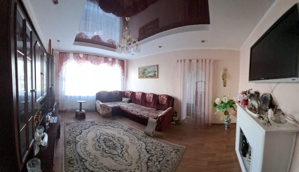 Продаж 4-кімнатної квартири