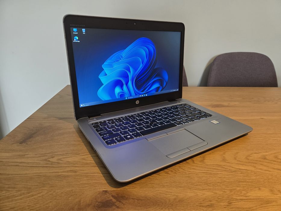 hp elitebook 840 G4 i5-7300U 8GB RAM DDR4 256GB SSD Win 11