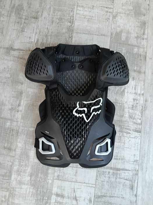 Buzer zbroja FOX