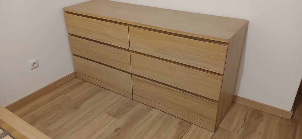 Cómoda com 6 Gavetas