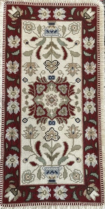 Handmade Arraiolos Rug 60x118 cm — Traditional Portuguese Embroidery