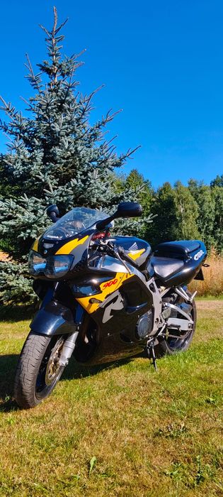 Honda CBR 900 RR