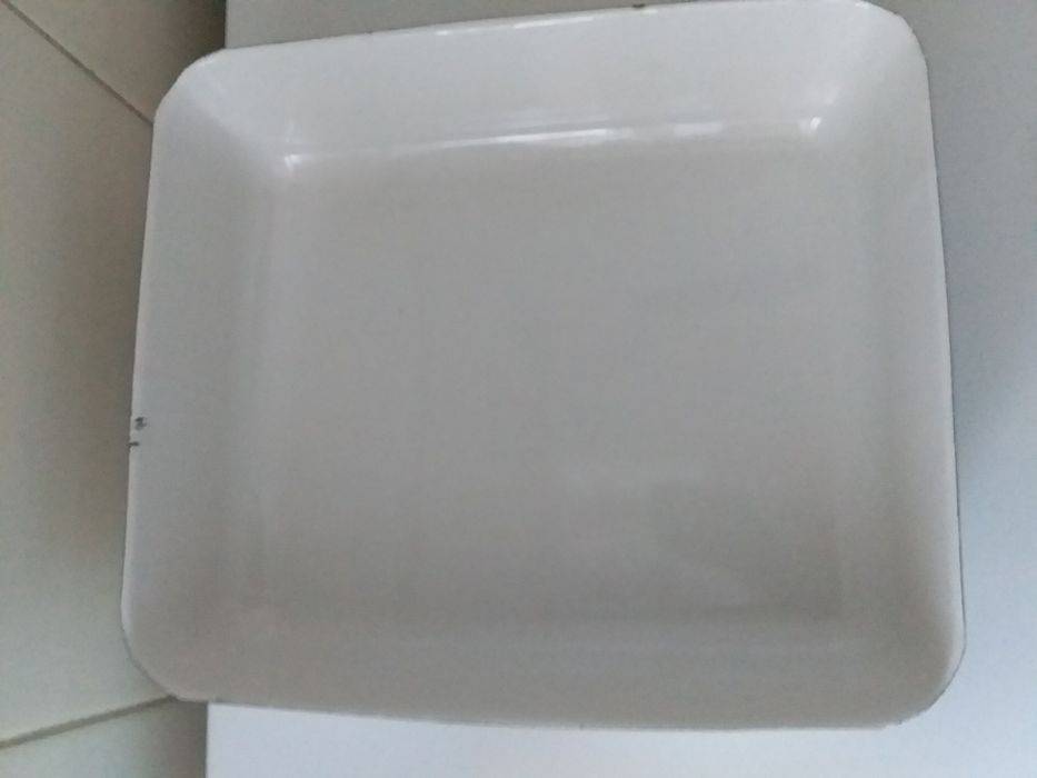 Эмалированные лотки большие