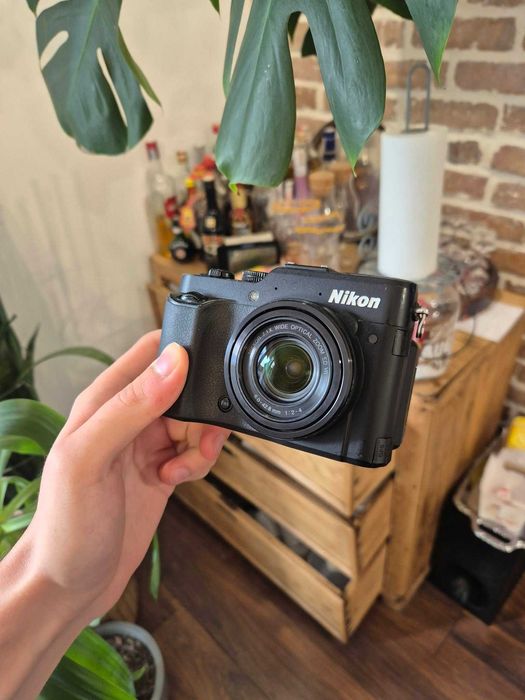 Nikon Coolpix P7800 + bateria + ładowarka + dekielek | w pełni sprawny | stan dobry