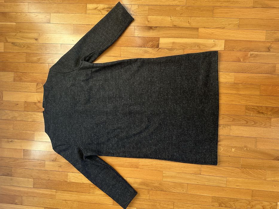 Сумка та сукні ціни в описі