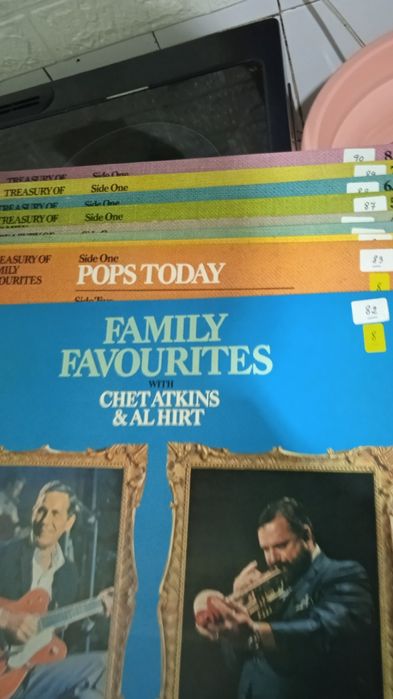 Lote com nove vinis readers digest family favourites treasury