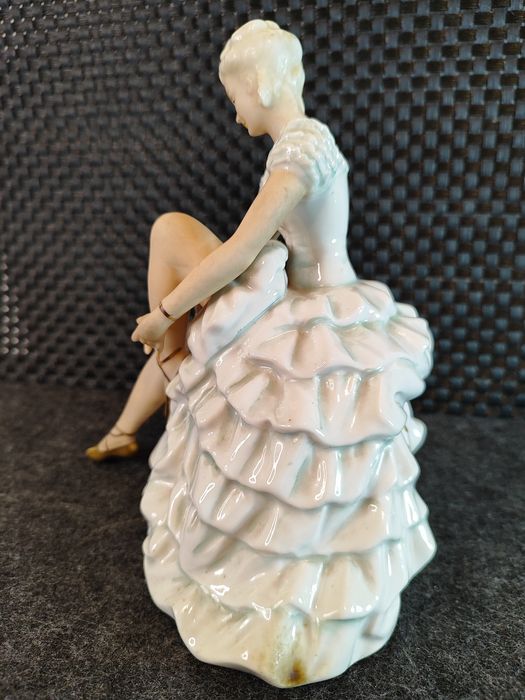 Porcelana Turyngia Figurka Baletnica Schaubach Kunst