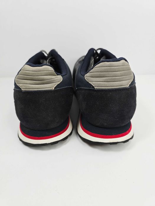 U.S. Polo Assn., model XIRIO001 w kolorze granatowym r. 40 eu