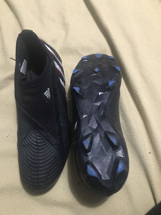 Chuteiras adidas número 42