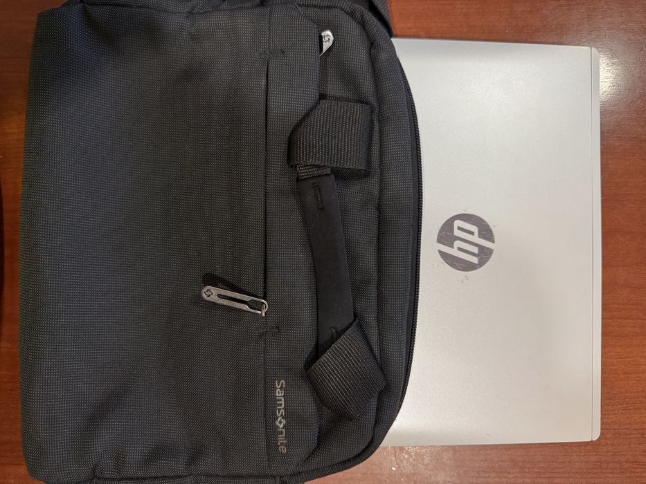 Portatil hibrido Hp x2 10-pOXX com mala de transporte Samsonite